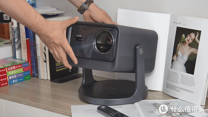 随时随地想投就投，万元以内画质天护板Vidda C2 Pro三色激光投影仪众测报告