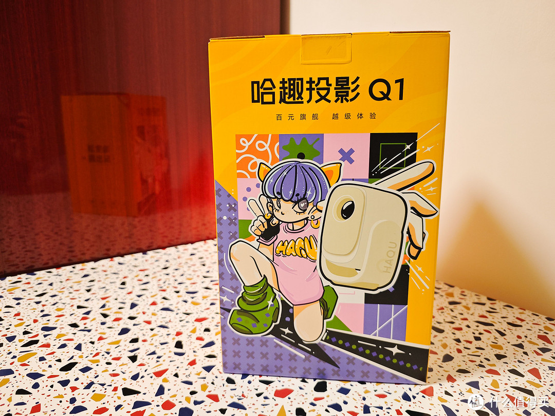 小卧室想100寸爽玩黑悟空？哈趣Q1投影仪变身大屏快乐神器